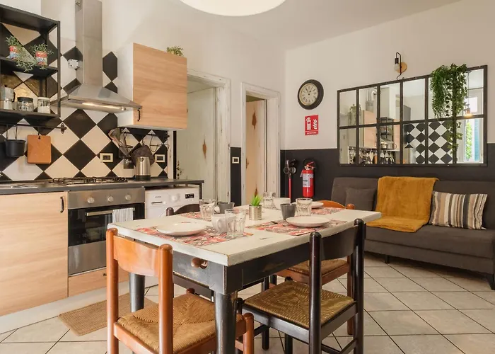 Free Parking - Comfort Tra Fiera E Centro شقة